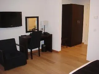 فندق لايس